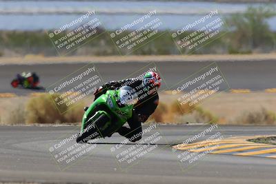 media/Oct-08-2022-SoCal Trackdays (Sat) [[1fc3beec89]]/Turn 14 (1050am)/